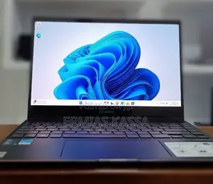 New Laptop Asus ZenBook Flip S UX370UA 16GB Intel Core I7 SSD 1T