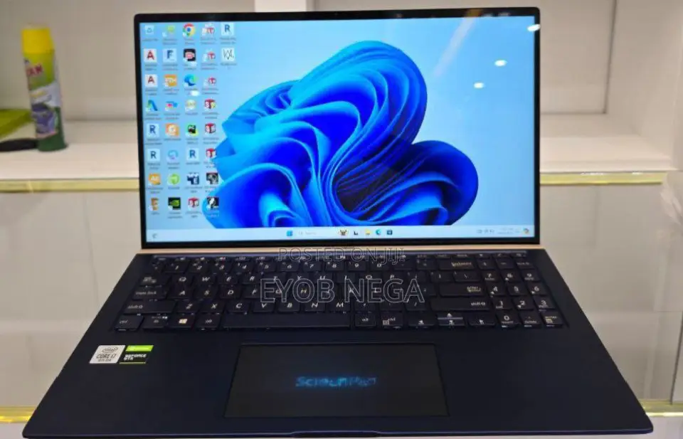 New Laptop Asus VivoBook 15 X505BA 16GB Intel Core I7 SSD 1T