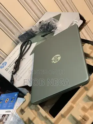 New Laptop HP Stream Notebook 8GB Intel Core I5 SSD 256GB