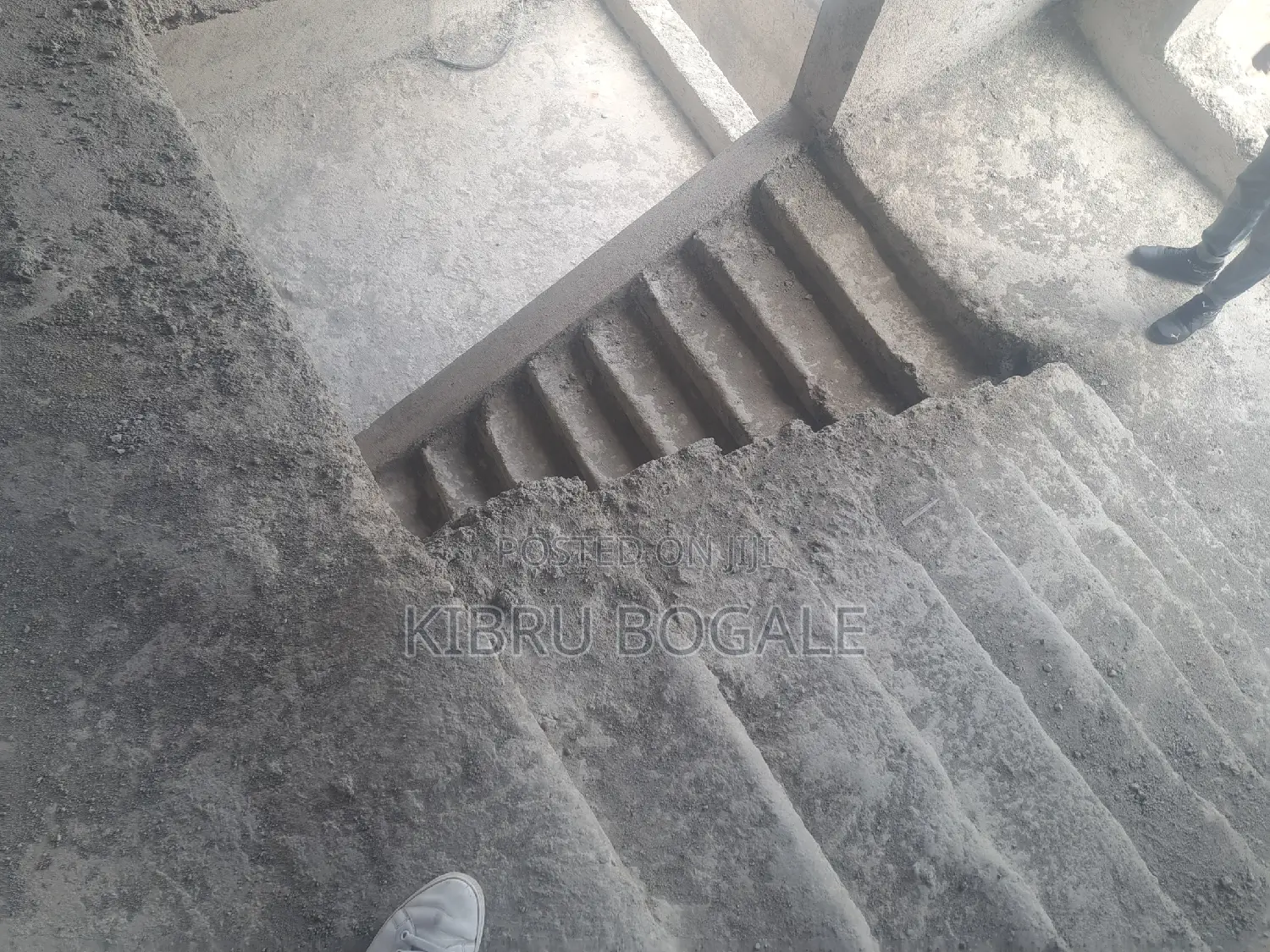 7bdrm House in Ayat, Bole for sale