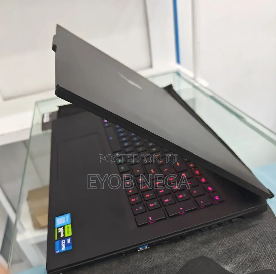 New Laptop Gigabyte AORUS 15G 16GB Intel Core I7 SSD 1T