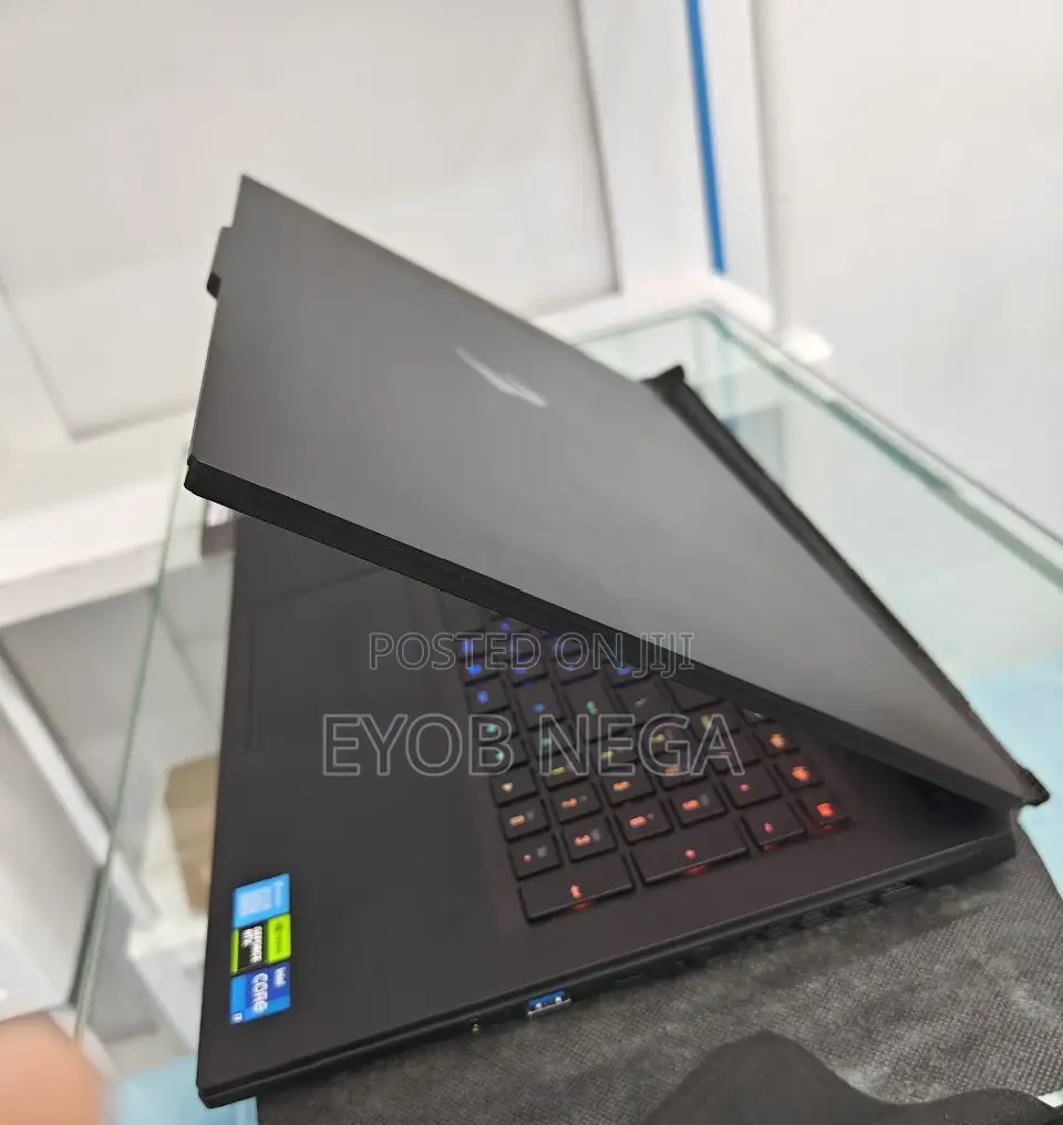 New Laptop Gigabyte AORUS 15G 16GB Intel Core I7 SSD 1T