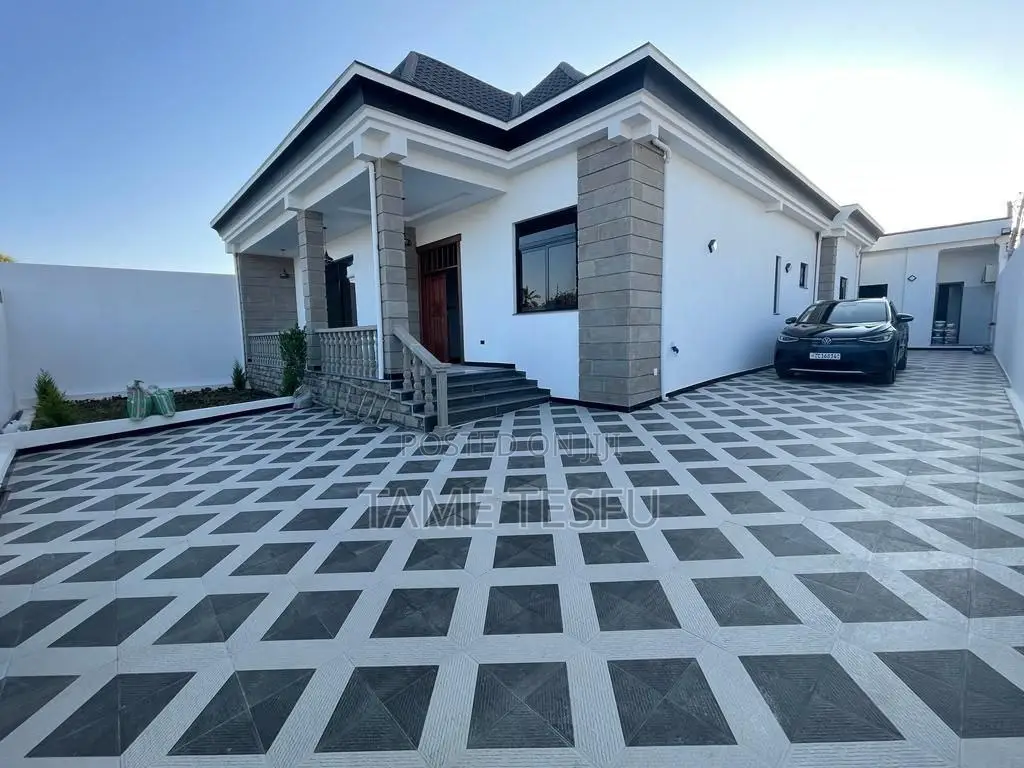 Furnished 4bdrm Villa in Wosene, Yeka for sale
