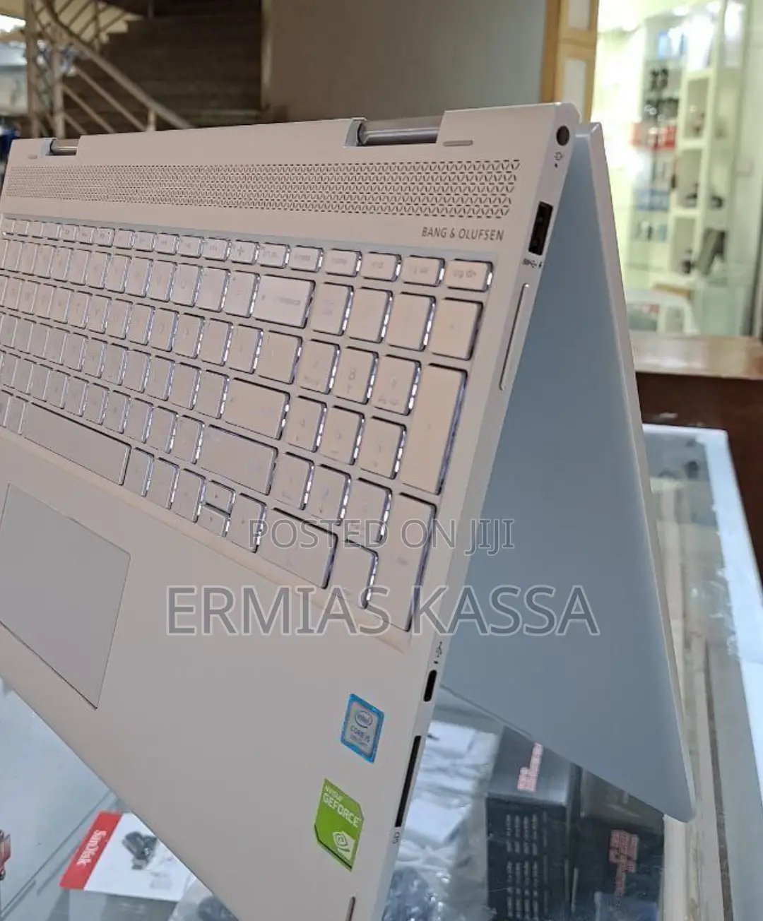 New Laptop HP Envy X360 8GB Intel Core I5 SSD 512GB