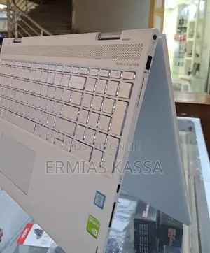 New Laptop HP Envy X360 8GB Intel Core I5 SSD 512GB