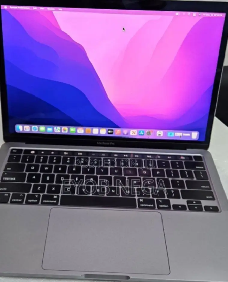 New Laptop Apple MacBook Pro M1 8GB Apple M1 SSD 512GB