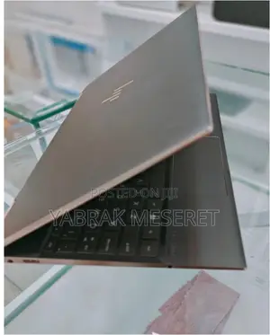 New Laptop HP Spectre 16GB Intel Core I7 SSD 512GB