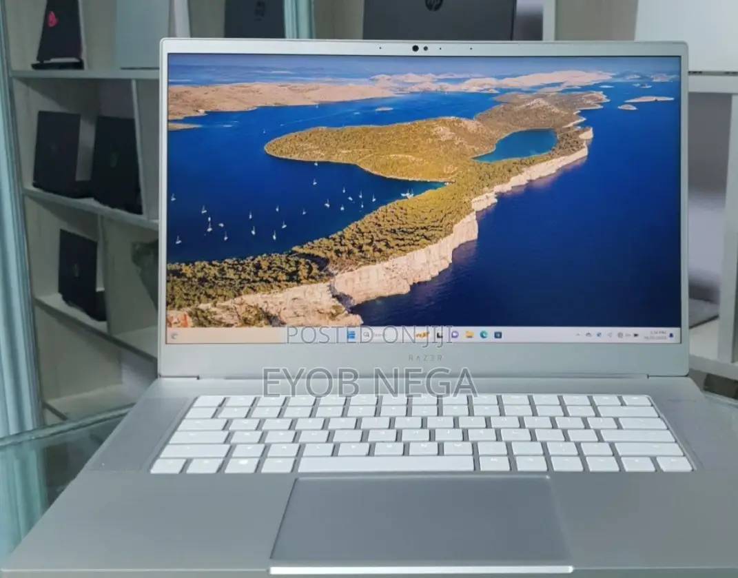 New Laptop Razer Blade 16GB Intel Core I7 SSD 512GB