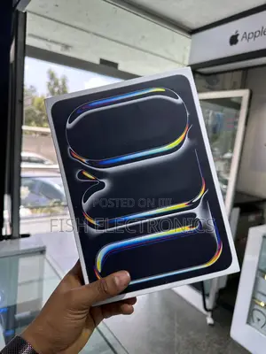 Photo - New Apple iPad Pro 11 (2024) 256 GB Gray