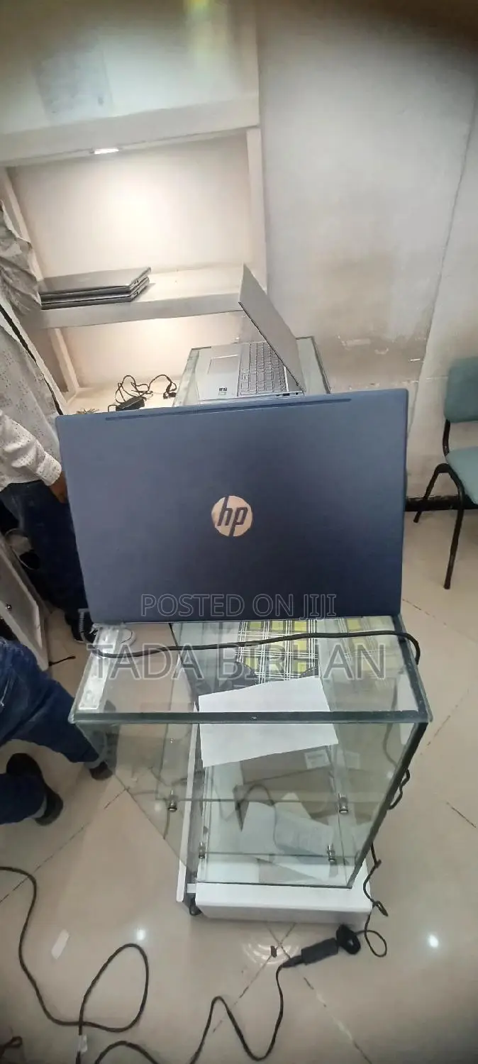 New Laptop HP Pavilion 15 8GB Intel Core I5 SSD 512GB