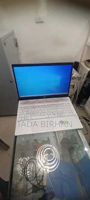 New Laptop HP Pavilion 15 8GB Intel Core I5 SSD 512GB