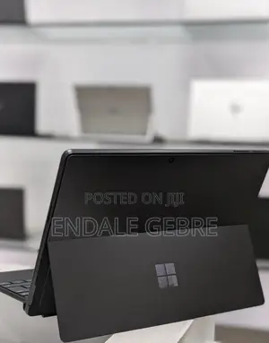 New Laptop Microsoft Surface Pro 9 16GB Intel Core I7 SSD 256GB