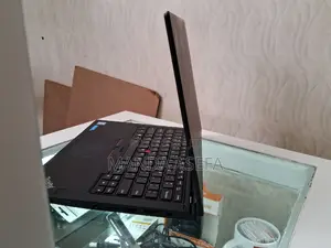 New Laptop Avantis Classbook 8GB Intel Core I7 SSD 256GB