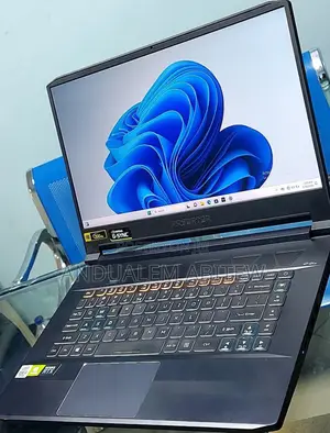 New Laptop Acer Predator Helios 300 32GB Intel Core I7 SSD 1T
