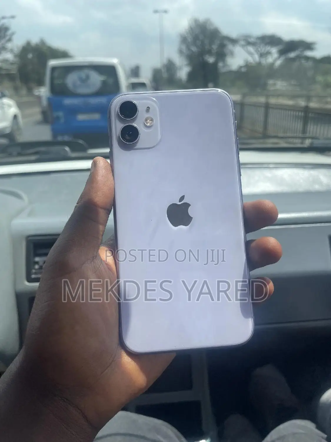 New Apple iPhone 11 64 GB Purple