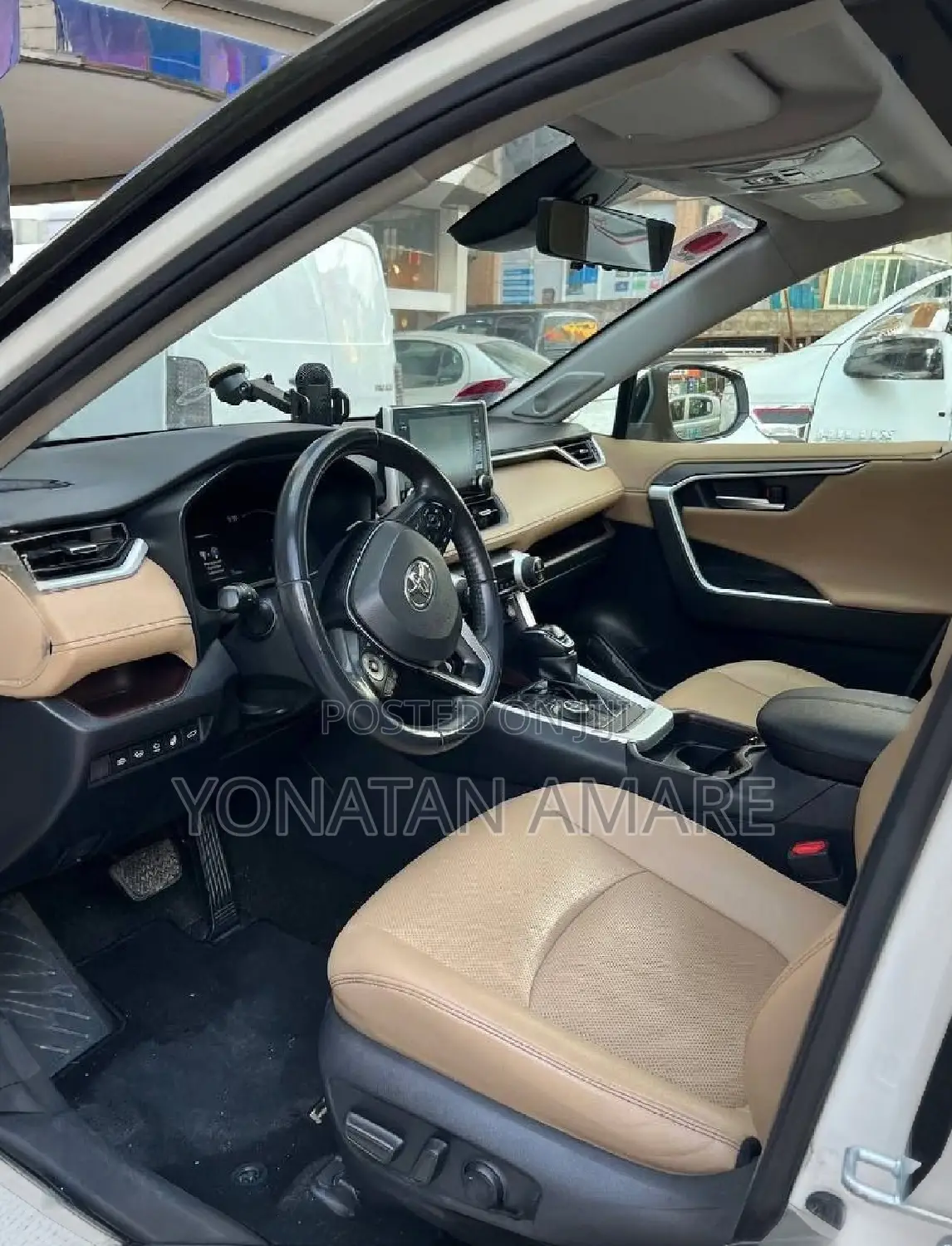 Toyota RAV4 2020 White