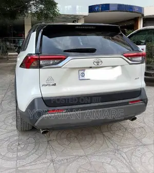 Toyota RAV4 2020 White