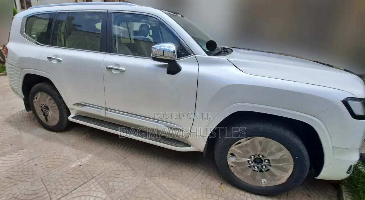 New Toyota Land Cruiser 2023 White