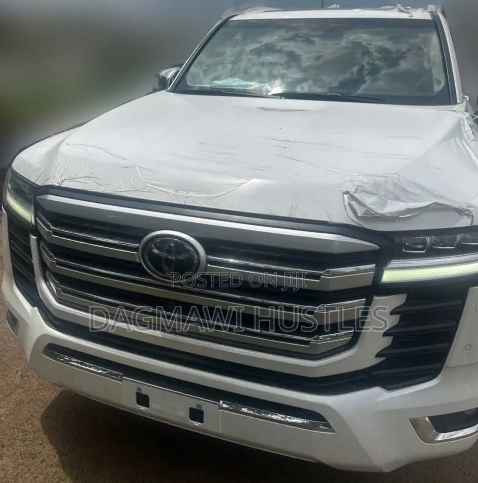 New Toyota Land Cruiser 2023 White
