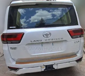 New Toyota Land Cruiser 2023 White