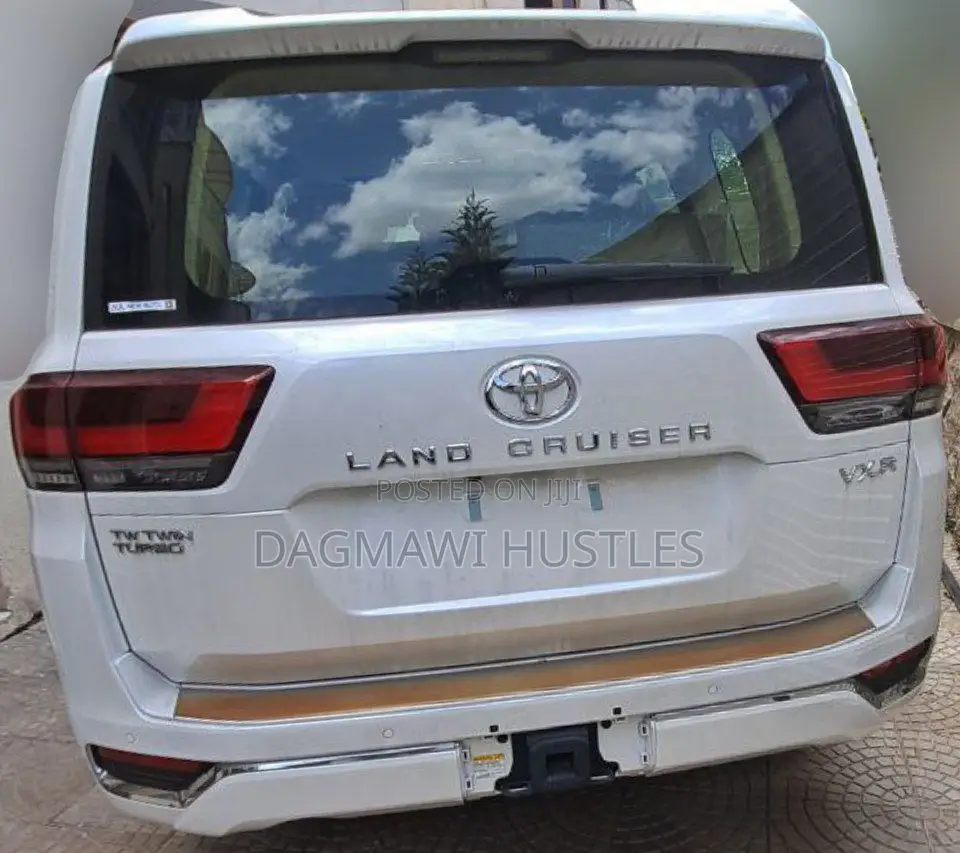 New Toyota Land Cruiser 2023 White