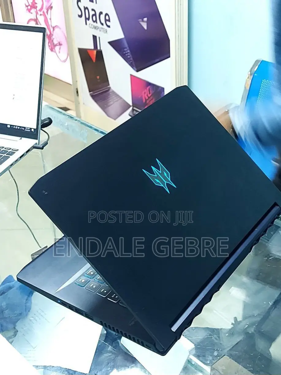 New Laptop Acer Predator Helios 300 32GB Intel Core I7 SSD 1T