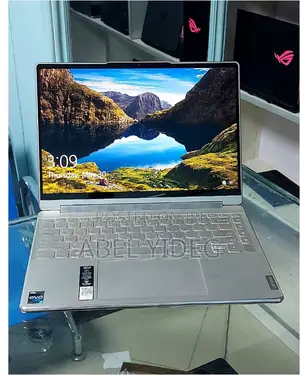 Photo - New Laptop Lenovo 16GB Intel Core I7 SSD 512GB