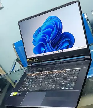 Photo - New Laptop Acer Predator Helios 300 32GB Intel Core I7 SSD 1T