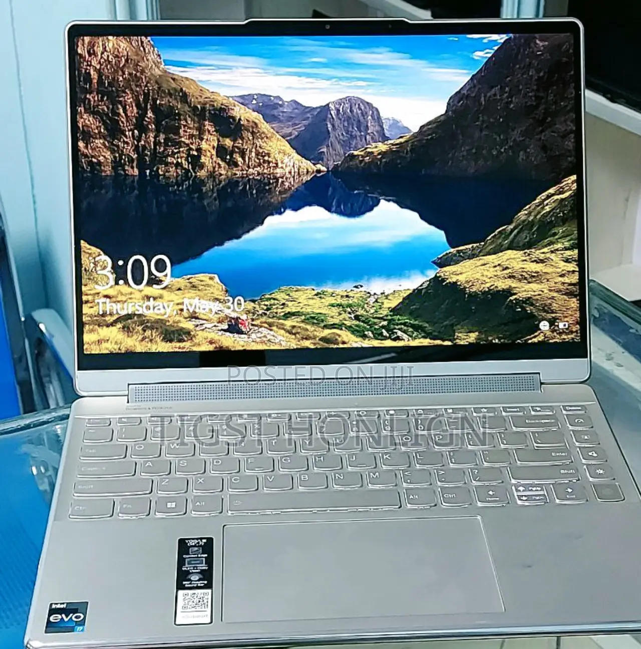 New Laptop Lenovo Yoga 2 16GB Intel Core I7 SSD 512GB