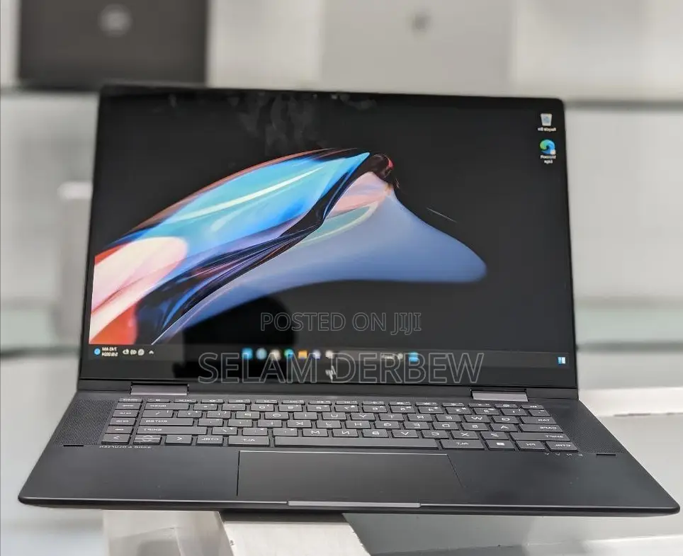 New Laptop HP Envy X360 8GB AMD Ryzen 5 SSD 512GB