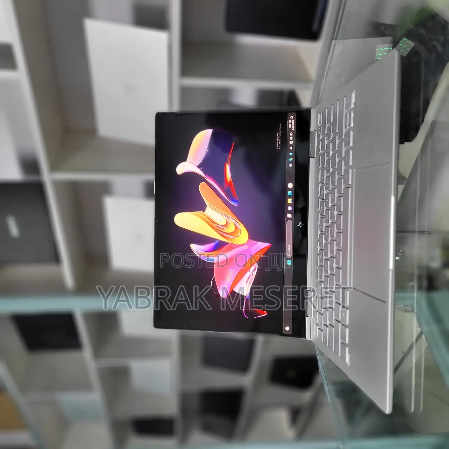 New Laptop HP Envy X360 8GB Intel Core I7 SSD 512GB