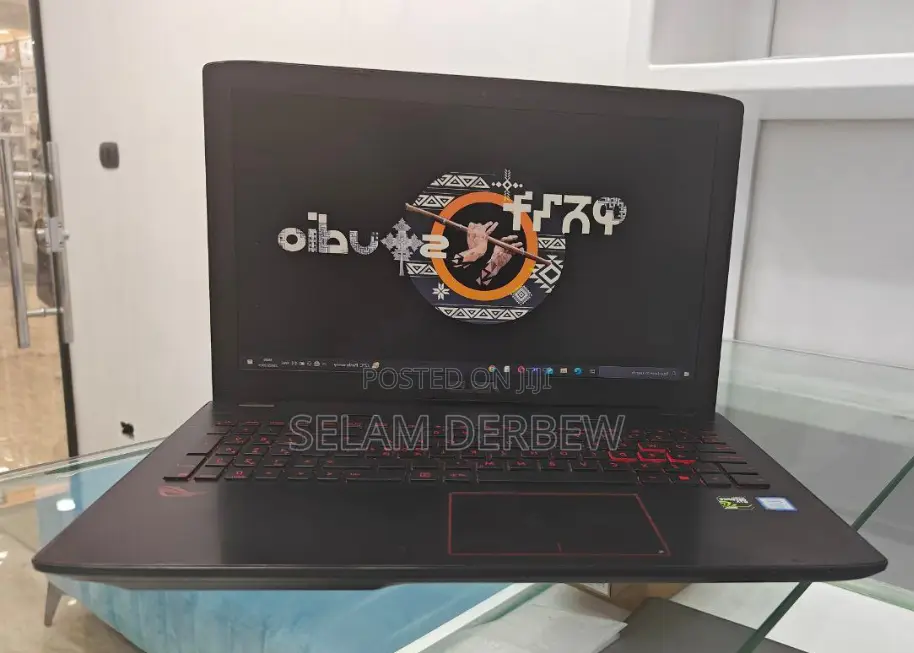 Laptop Asus ROG G701VI 8GB Intel Core I5 HDD+SSD 1T