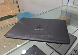 Laptop Asus ROG G701VI 8GB Intel Core I5 HDD+SSD 1T