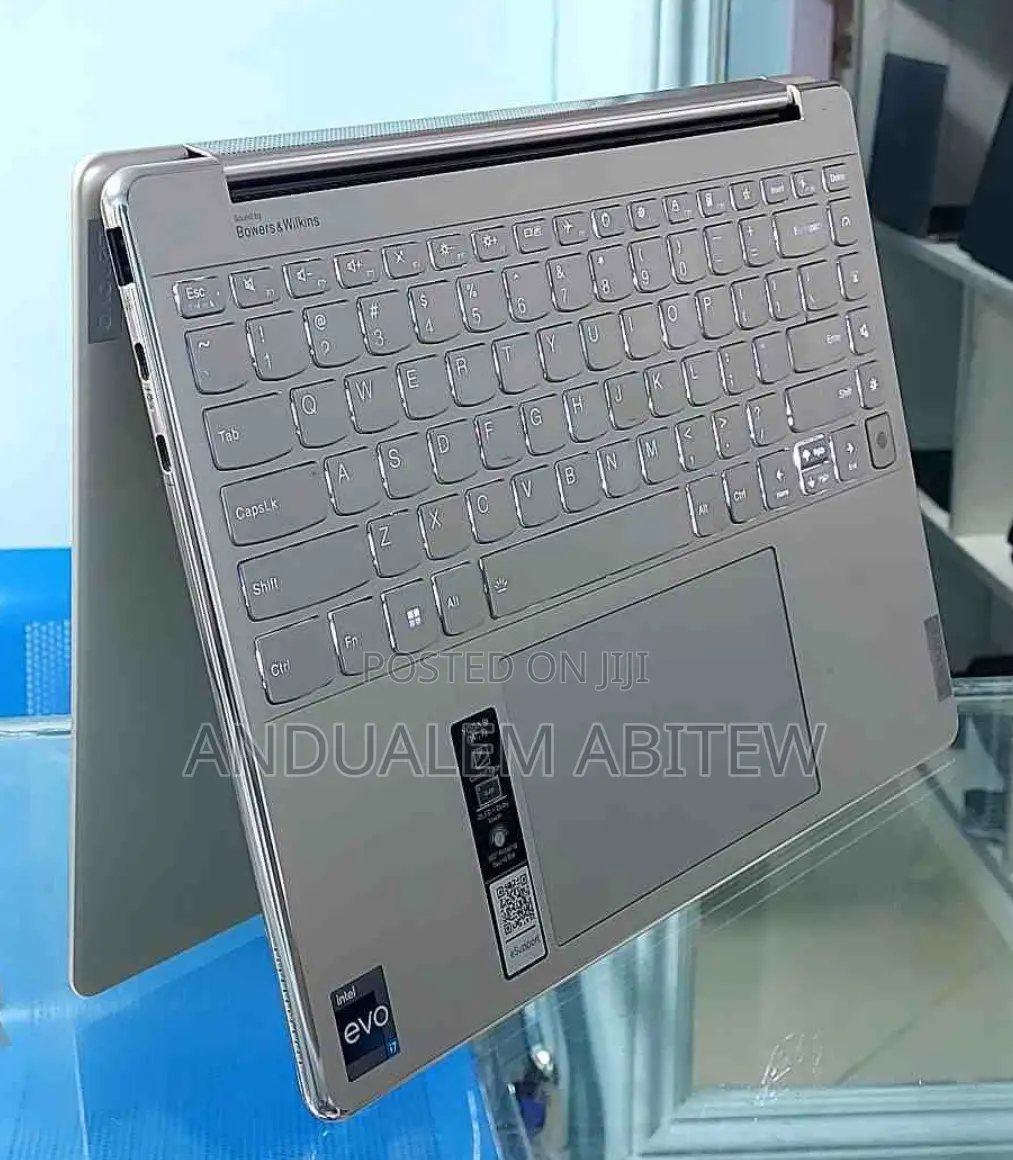 New Laptop Lenovo Yoga 950i 16GB Intel Core I7 SSD 512GB