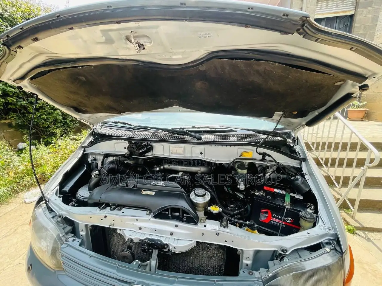 Toyota HiAce 2004 Silver