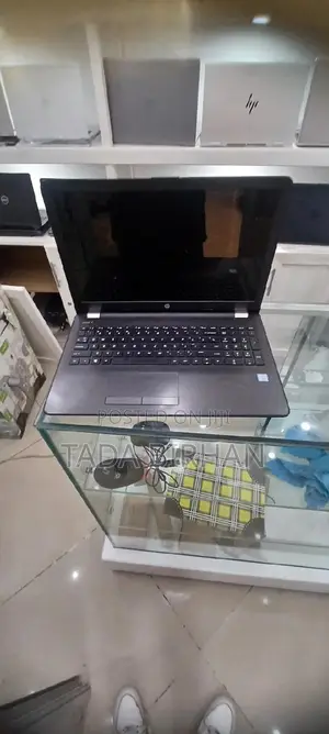 Photo - Laptop HP Stream Notebook 4GB Intel Core I3 HDD 500GB