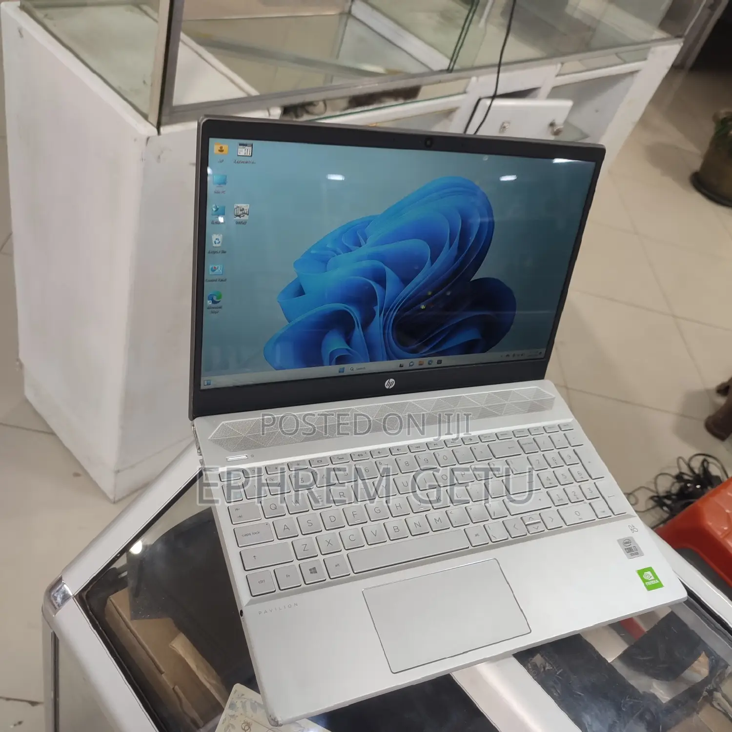 New Laptop HP Pavilion 15 16GB Intel Core I7 SSD 512GB