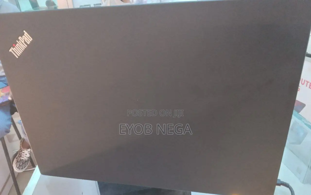 New Laptop Lenovo ThinkPad T14 16GB Intel Core I7 SSD 512GB