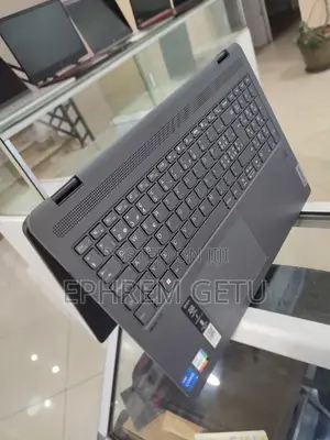 New Laptop Lenovo IdeaPad Flex 15 8GB Intel Core I5 SSD 512GB