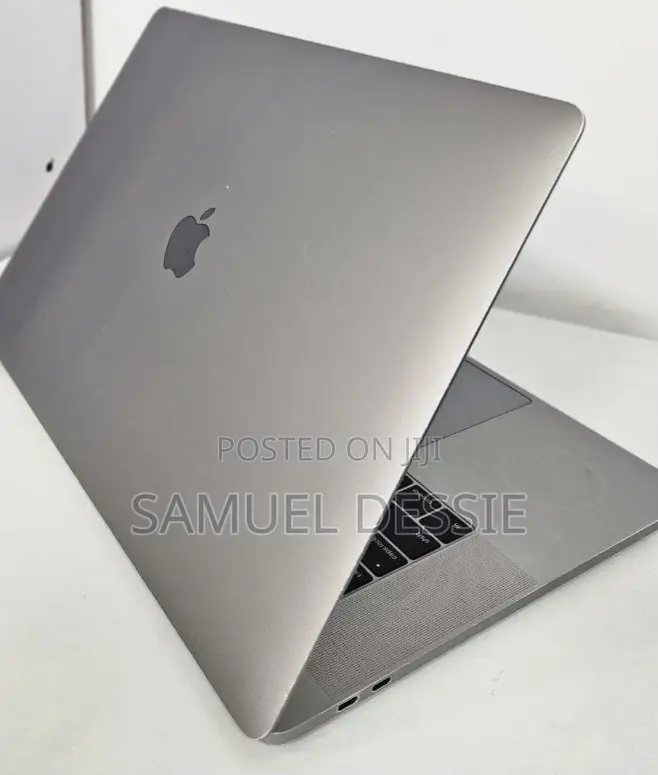 New Laptop Apple MacBook Pro 2016 16GB Intel Core I7 SSD 256GB