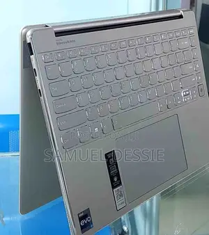 Photo - New Laptop Lenovo ThinkPad Yoga 16GB Intel Core I7 SSD 512GB