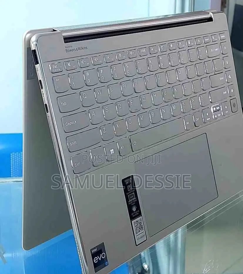 New Laptop Lenovo ThinkPad Yoga 16GB Intel Core I7 SSD 512GB