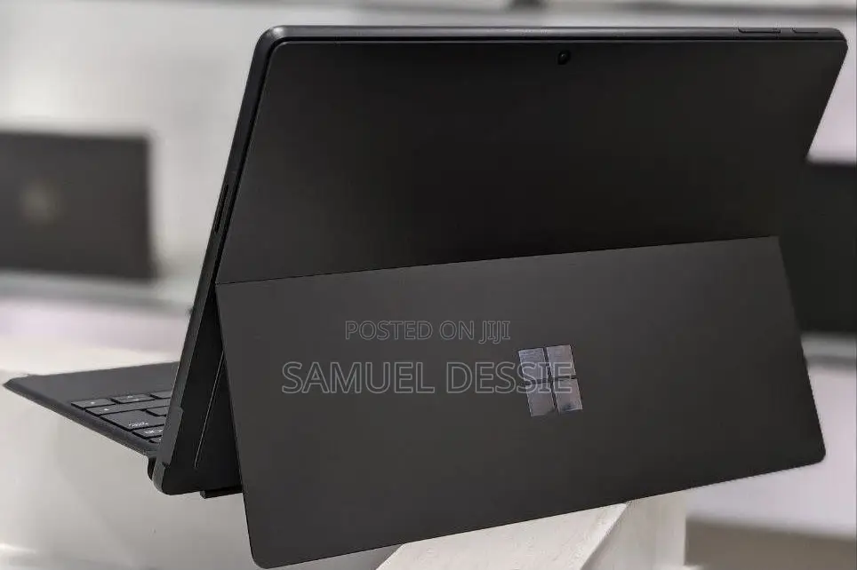 New Laptop Microsoft Surface Pro 9 16GB Intel Core I5 SSD 256GB