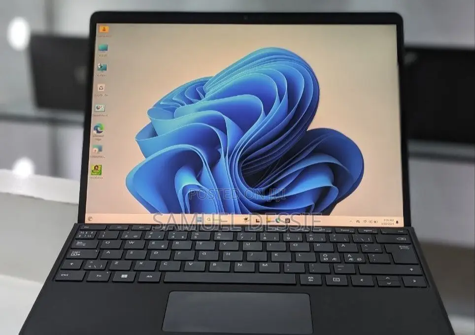 New Laptop Microsoft Surface Pro 9 16GB Intel Core I5 SSD 256GB