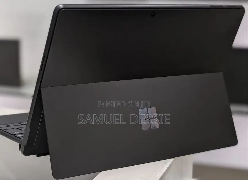 New Laptop Microsoft Surface Pro 9 16GB Intel Core I5 SSD 256GB