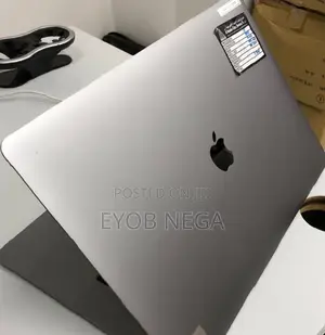 New Laptop Apple MacBook Pro 2015 16GB Intel Core i7 SSD 512GB