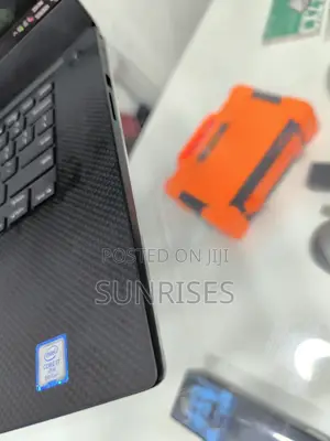 New Laptop Dell XPS 15 16GB Intel Core I7 SSD 512GB