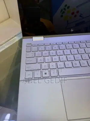 New Laptop HP Envy X360 8GB Intel Core I7 SSD 512GB