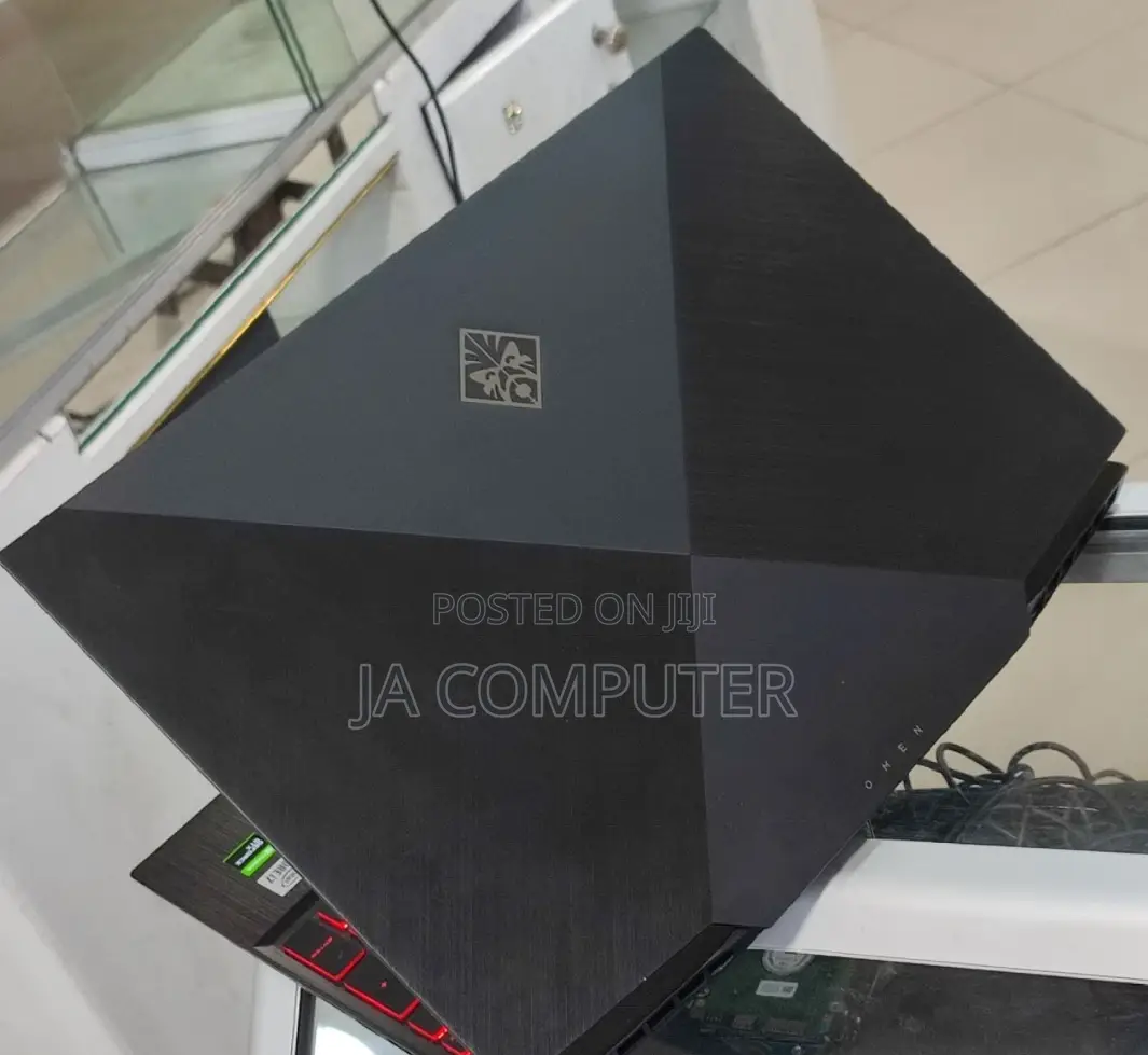 New Laptop HP Omen 15 32GB Intel Core I7 SSD 1T