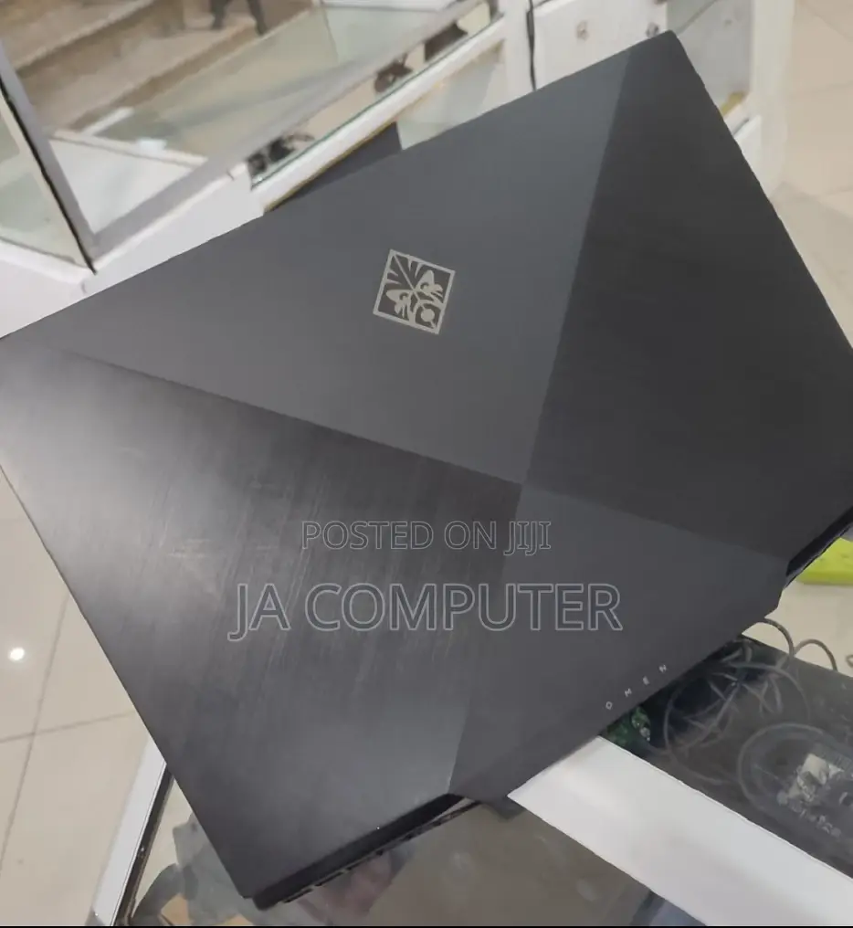 New Laptop HP Omen 15 32GB Intel Core I7 SSD 1T